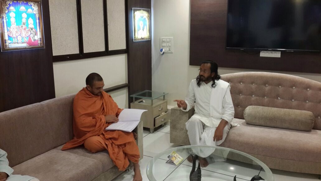 Swami Narayan Sampradaya Extended Support For Yamnua Muktikaran Abhiyan
